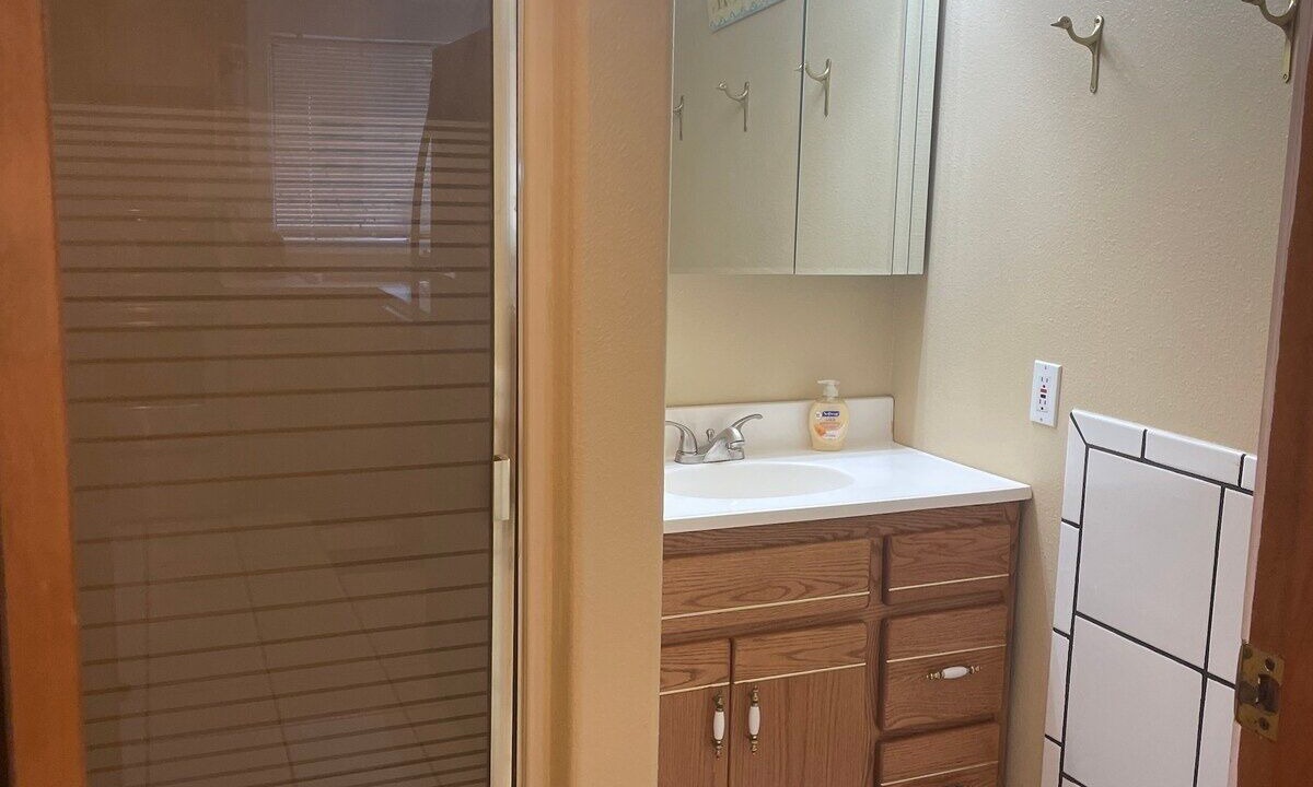Photo of Bathroom in Sunland Estates