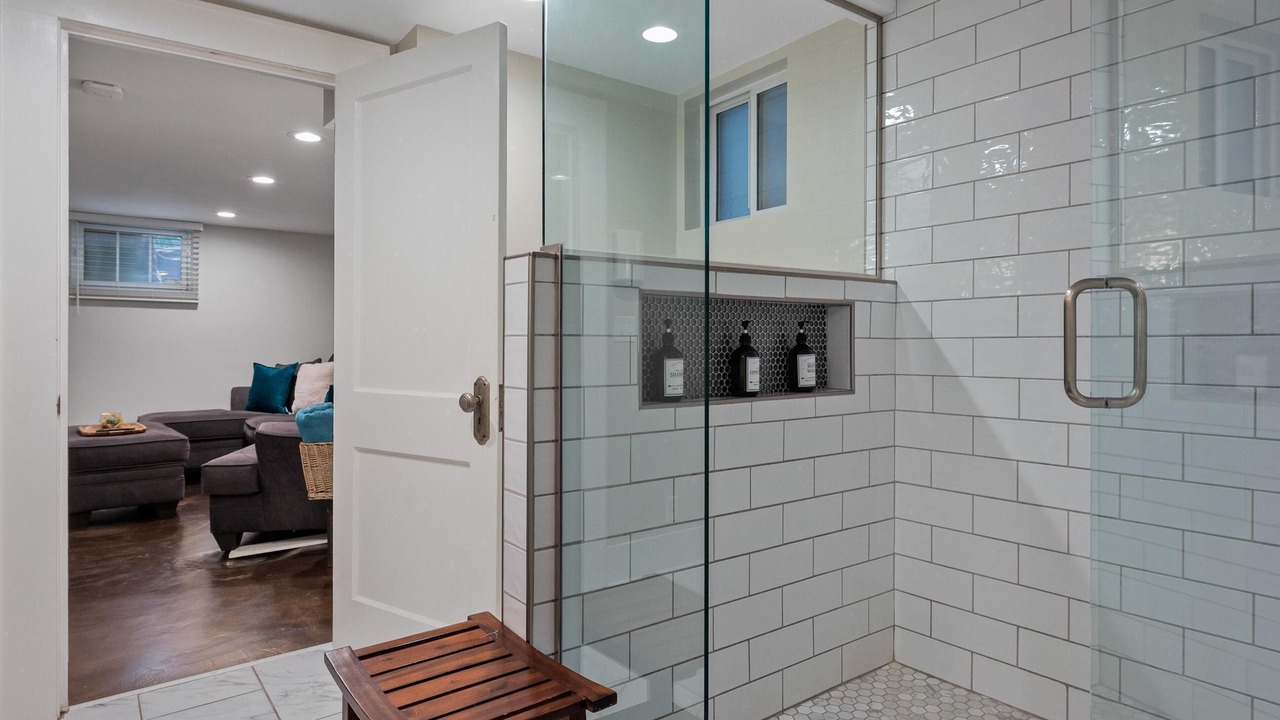 Photo of Bathroom in Rosedale