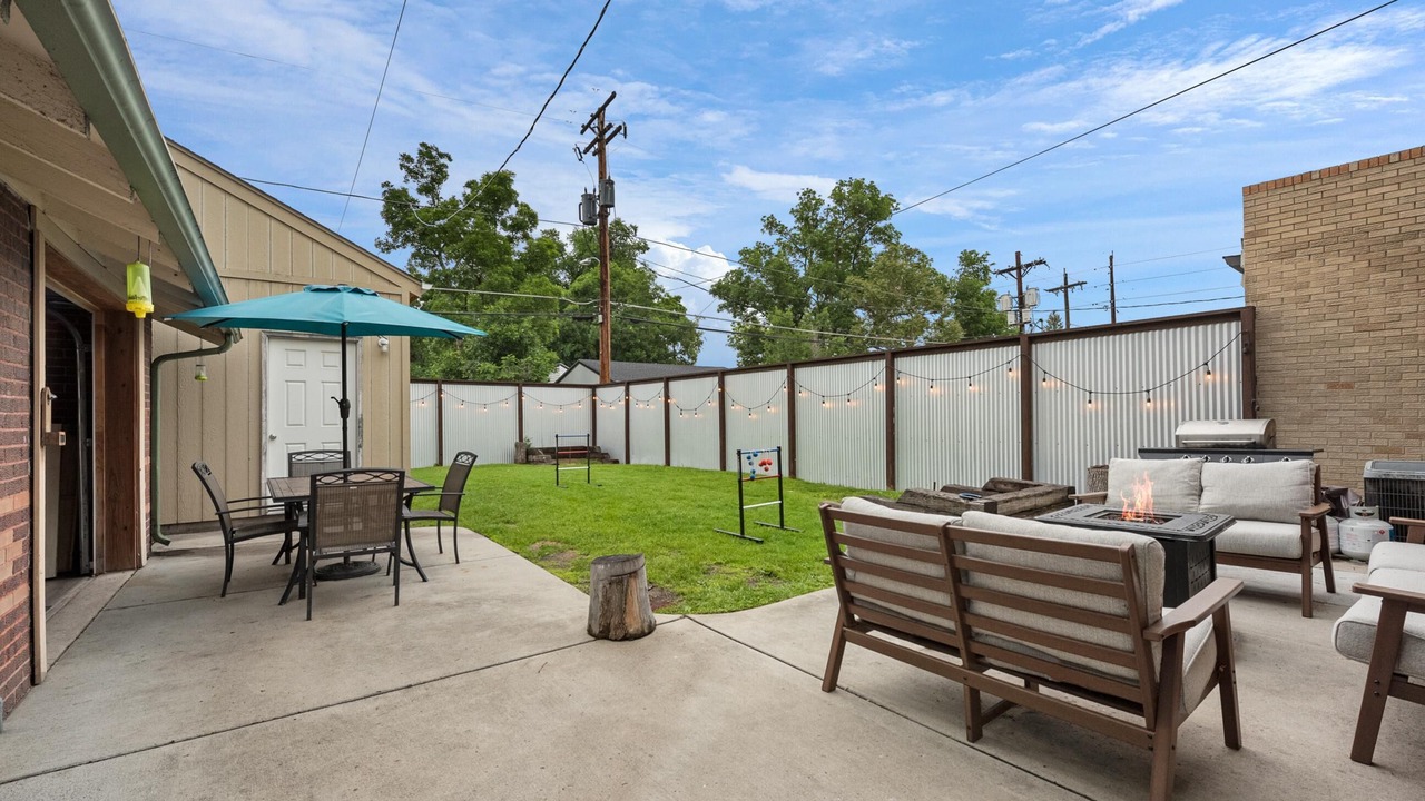 Photo of Outdoor in Rosedale