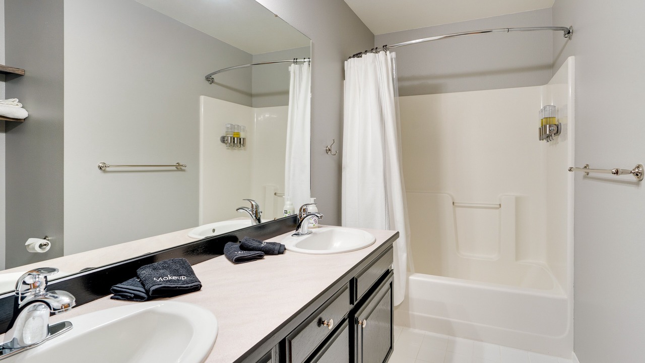 Photo of Bathroom in Moses Lake