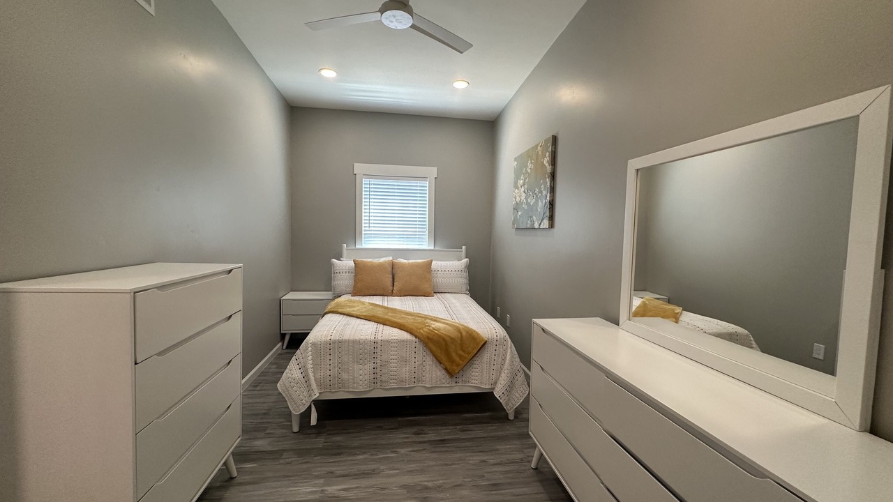 Photo of Bedroom in Huning Highland Historic District