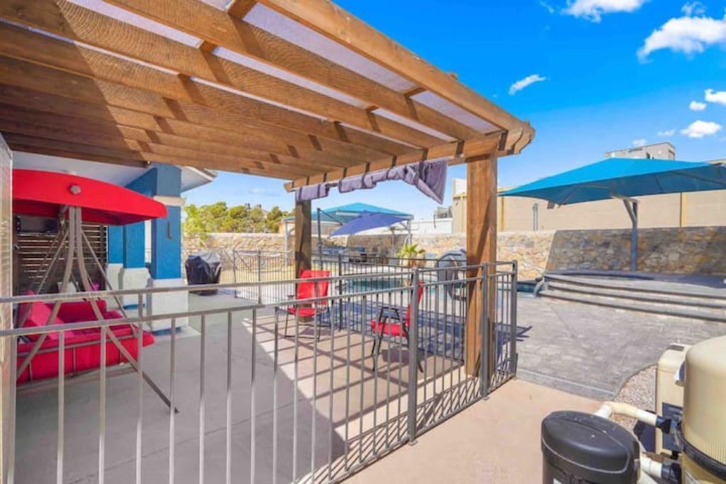 Photo of Patio Balcony in Biggs Field