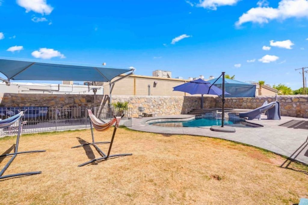 Photo of Patio Balcony in Biggs Field