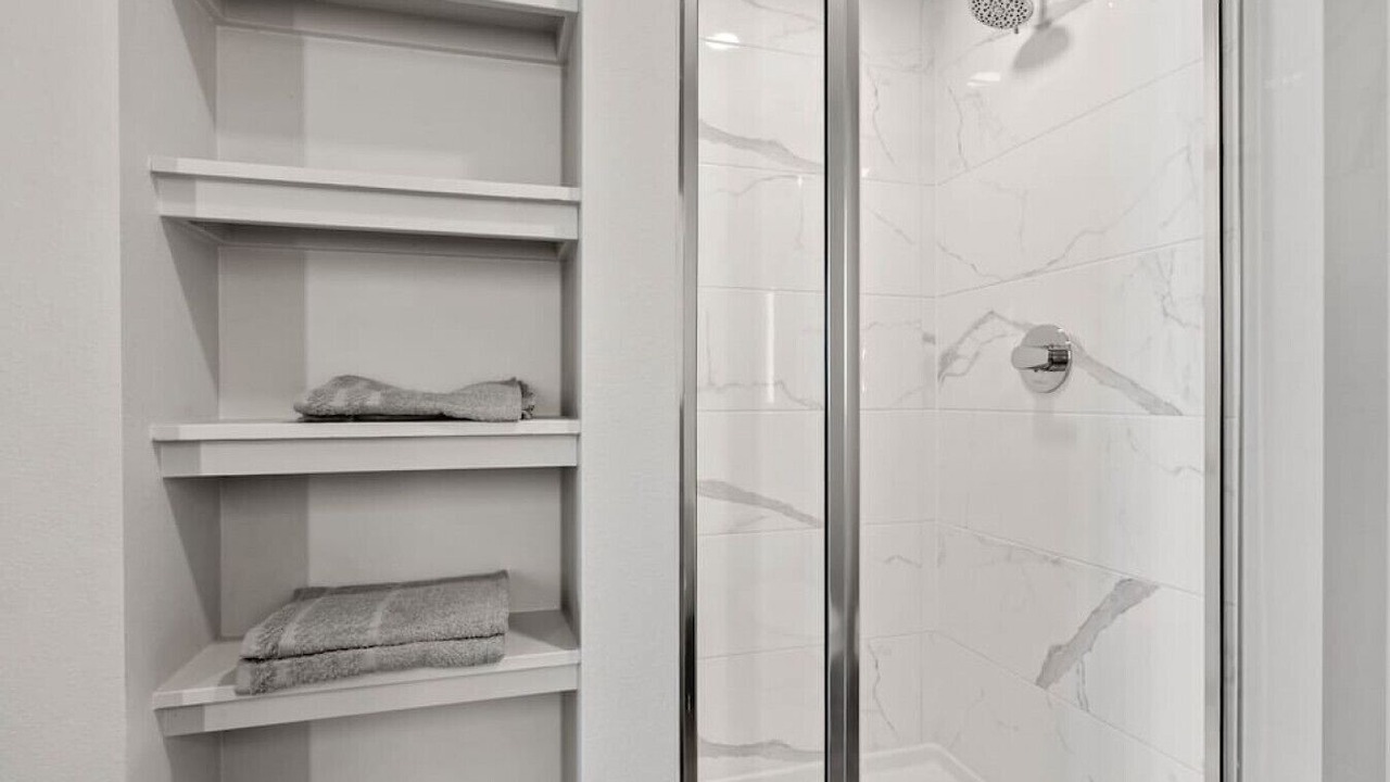 Photo of Bathroom in Dupont