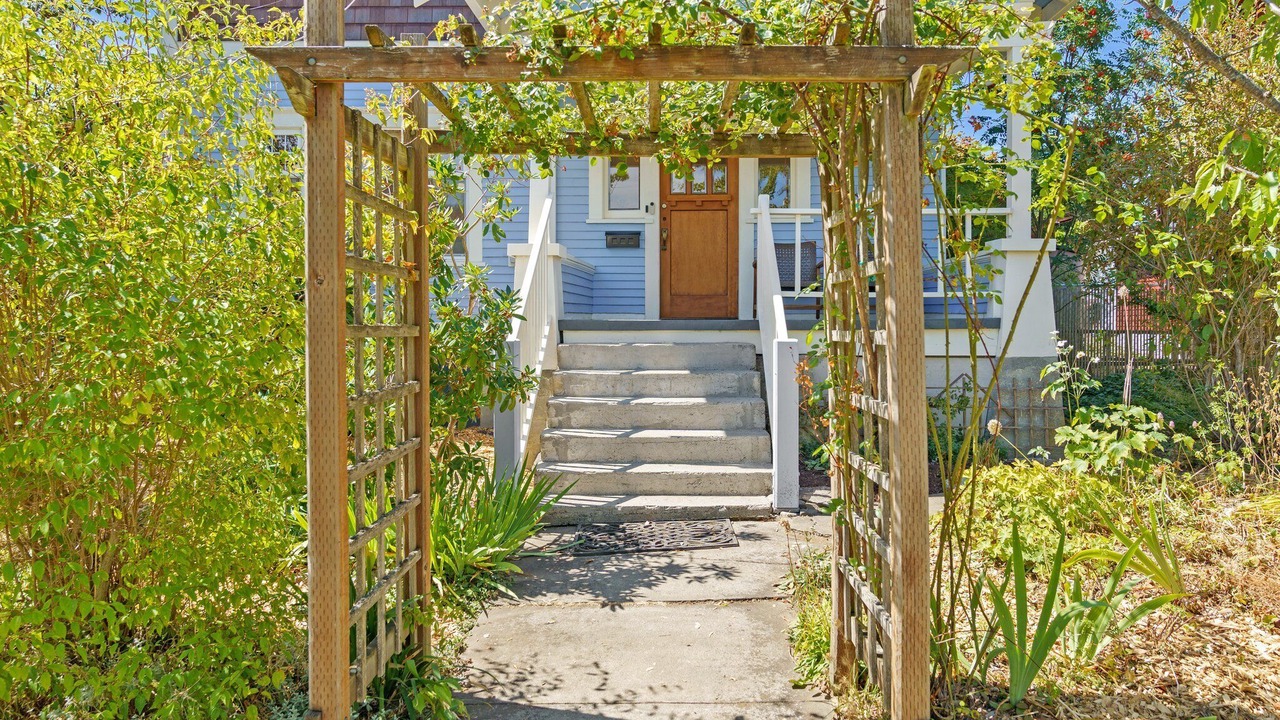 Photo of Outdoor in Columbia