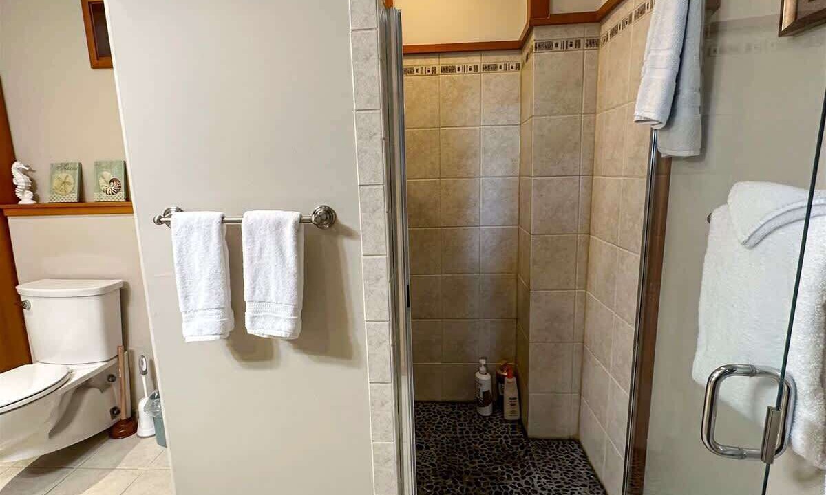 Photo of Bathroom in Adelma Beach