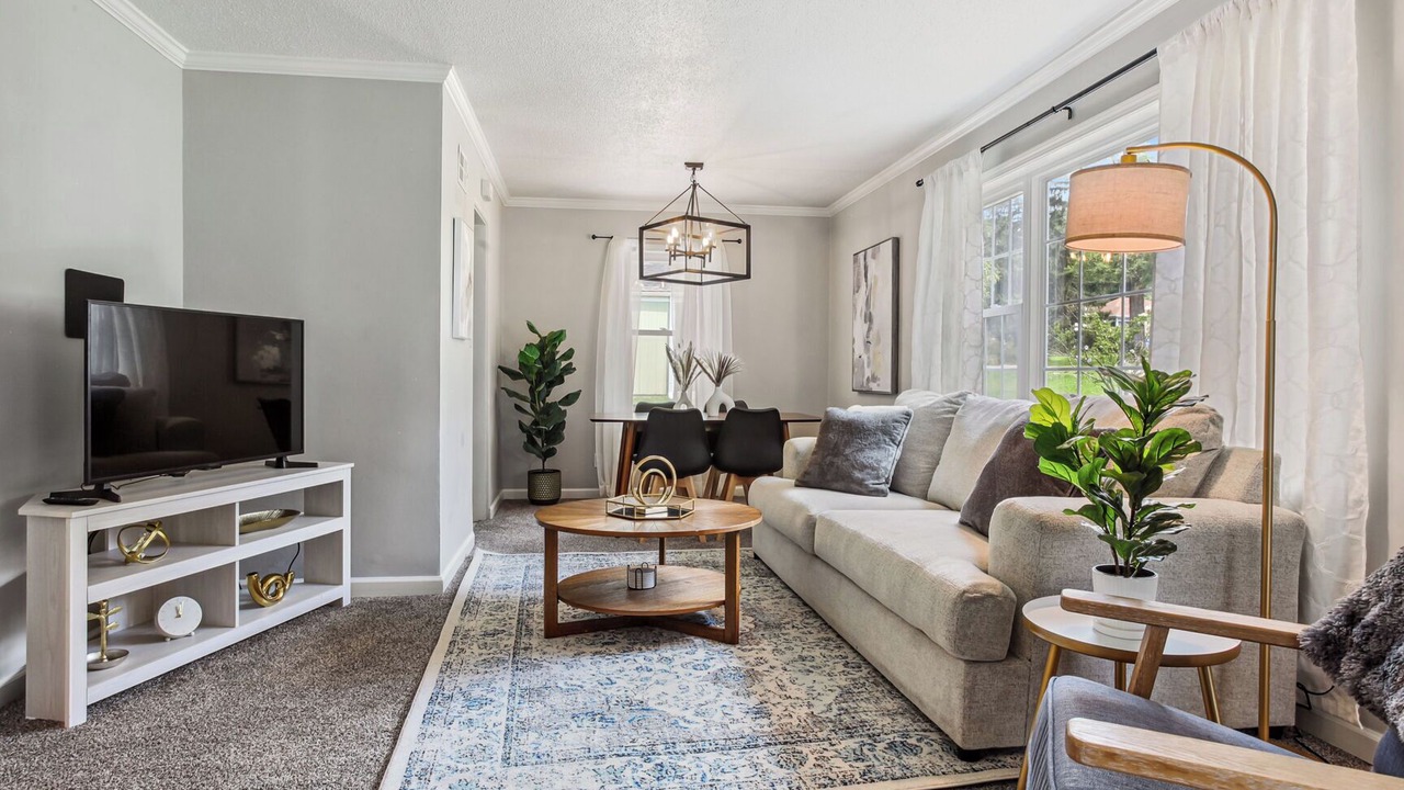 Photo of Livingroom in Overland Park