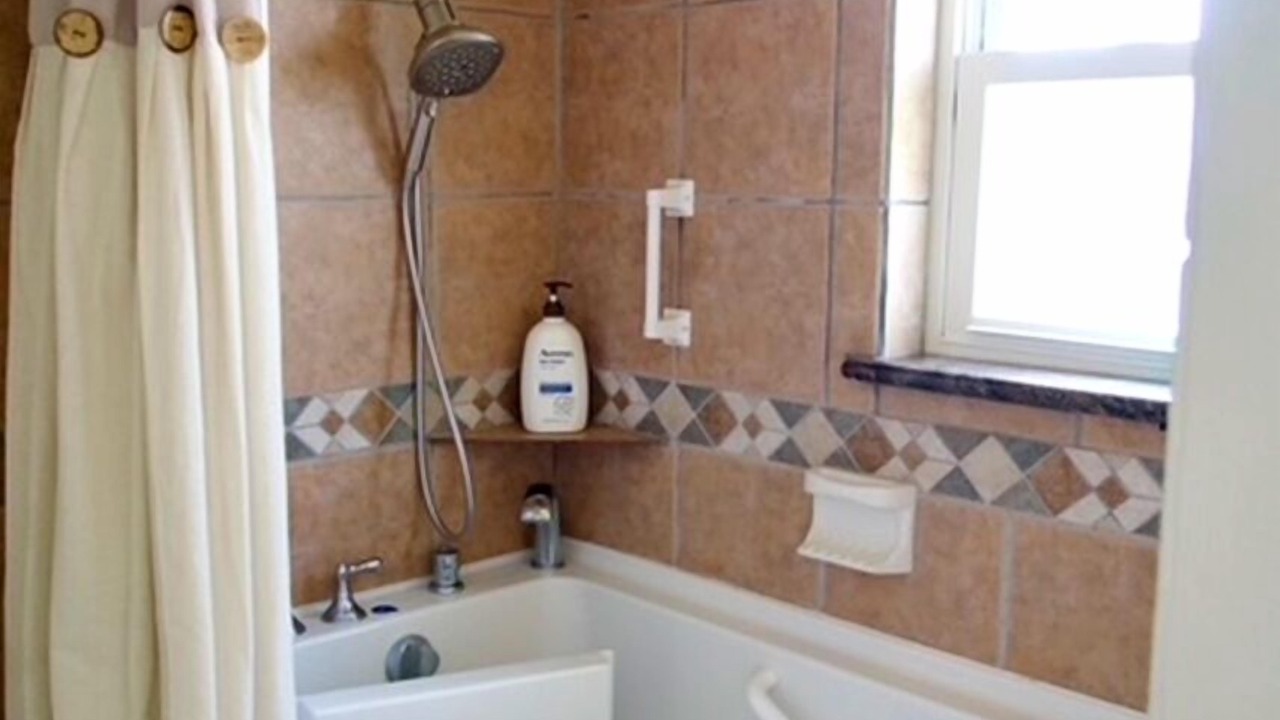 Photo of Bathroom in Granbury
