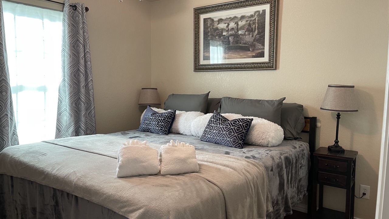 Photo of Bedroom in Granbury