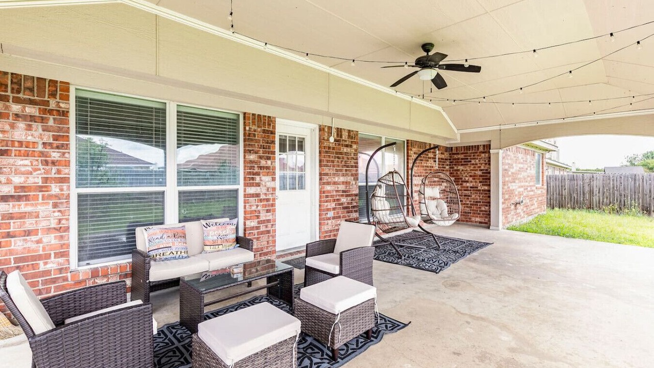 Photo of Patio Balcony in Southeast Arlington