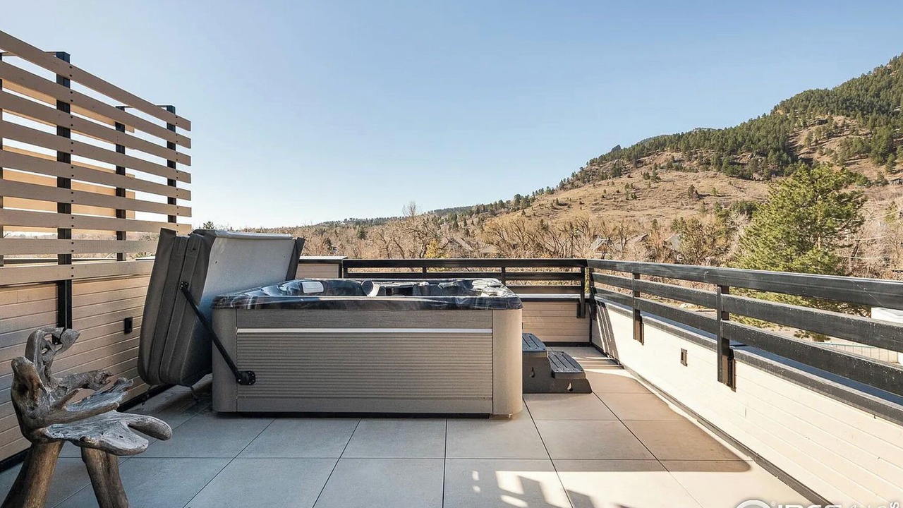 Photo of Patio Balcony in Lower Arapahoe