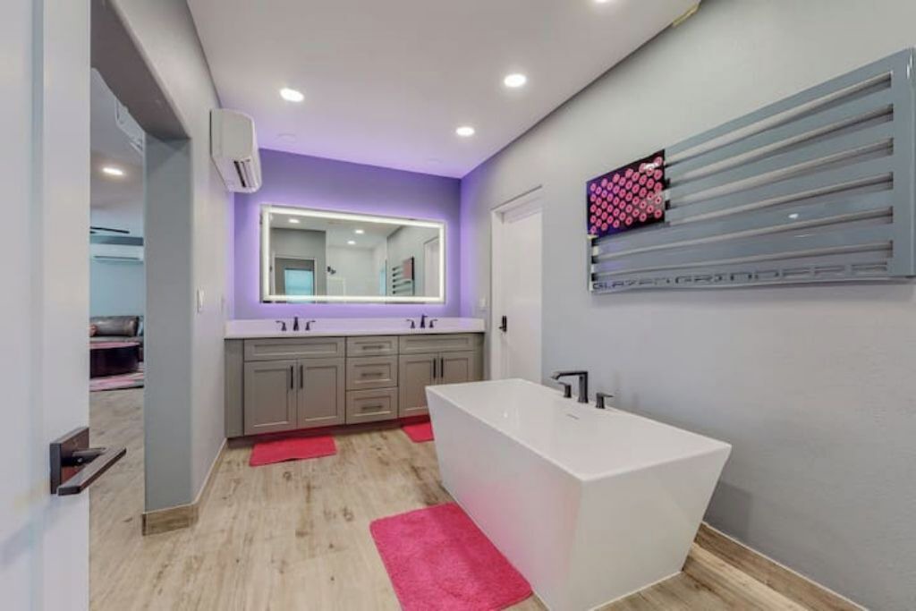 Photo of Bathroom in Heritage Hills