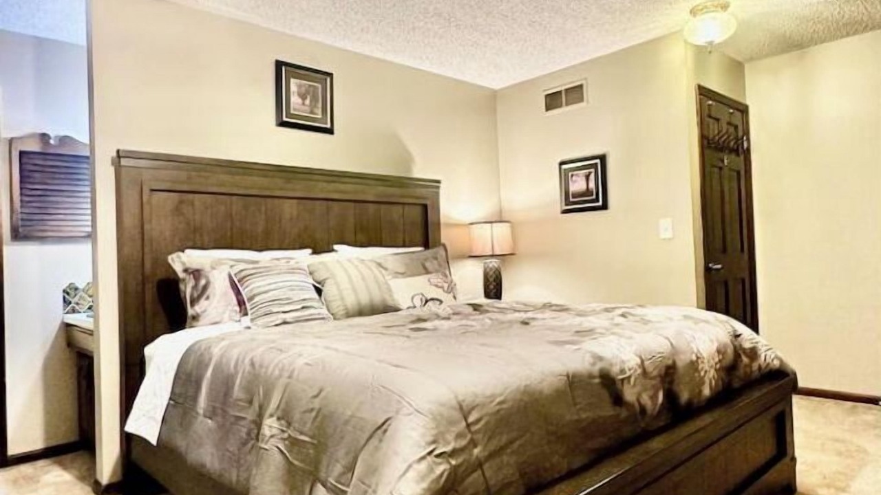 Photo of Bedroom in Lincoln