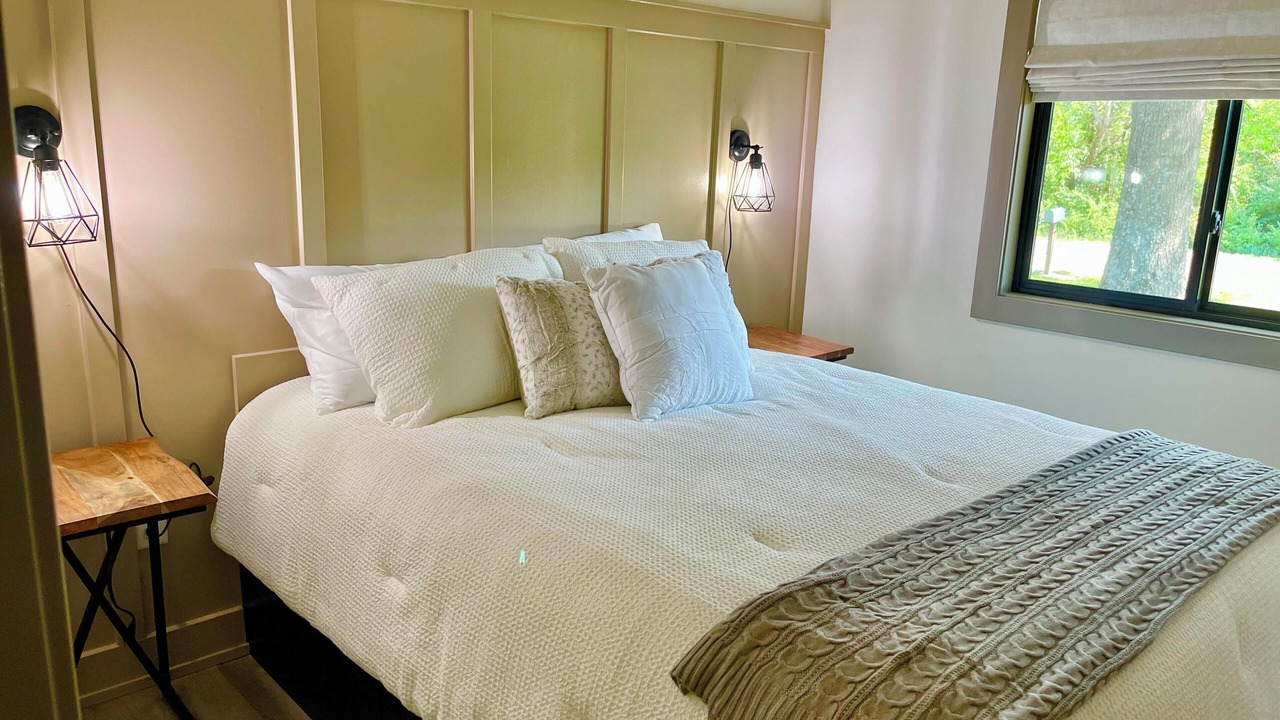 Photo of Bedroom in West Shore