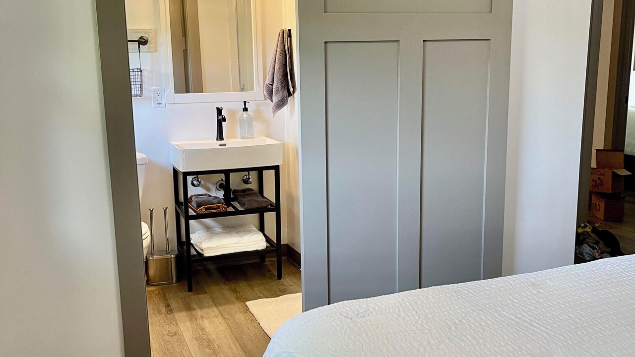Photo of Bedroom in West Shore