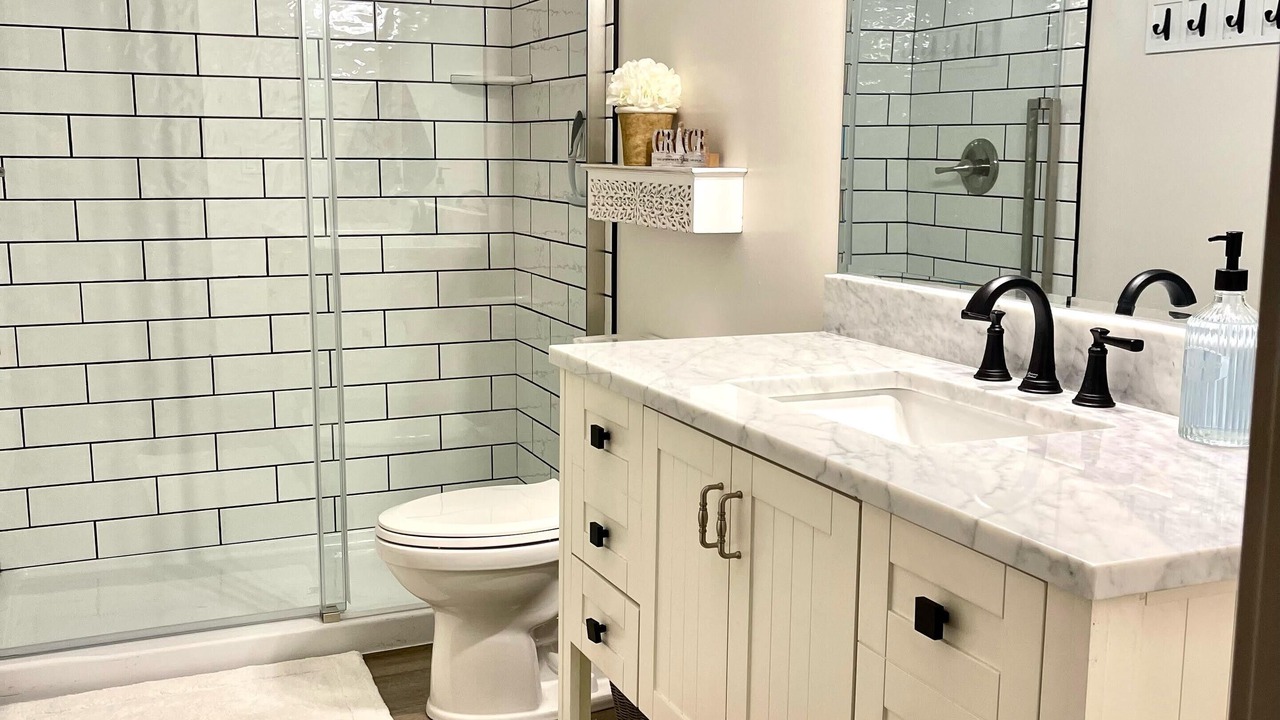 Photo of Bathroom in West Shore