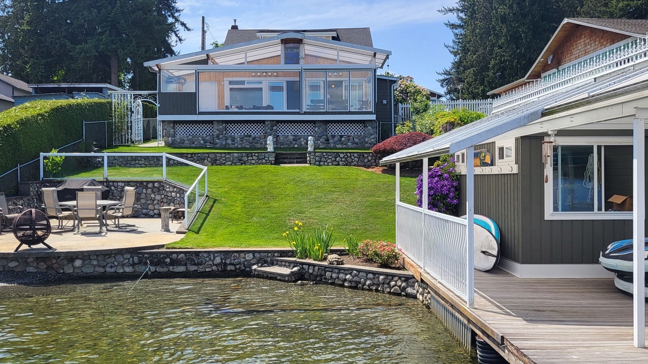 Photo of Outdoor in Lake Goodwin