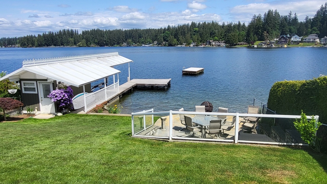 Photo of Patio Balcony in Lake Goodwin
