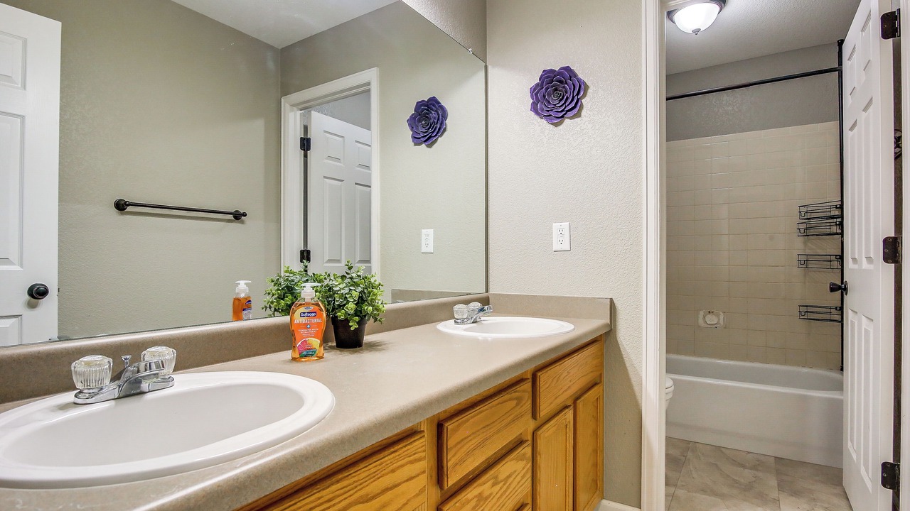 Photo of Bathroom in Commerce City