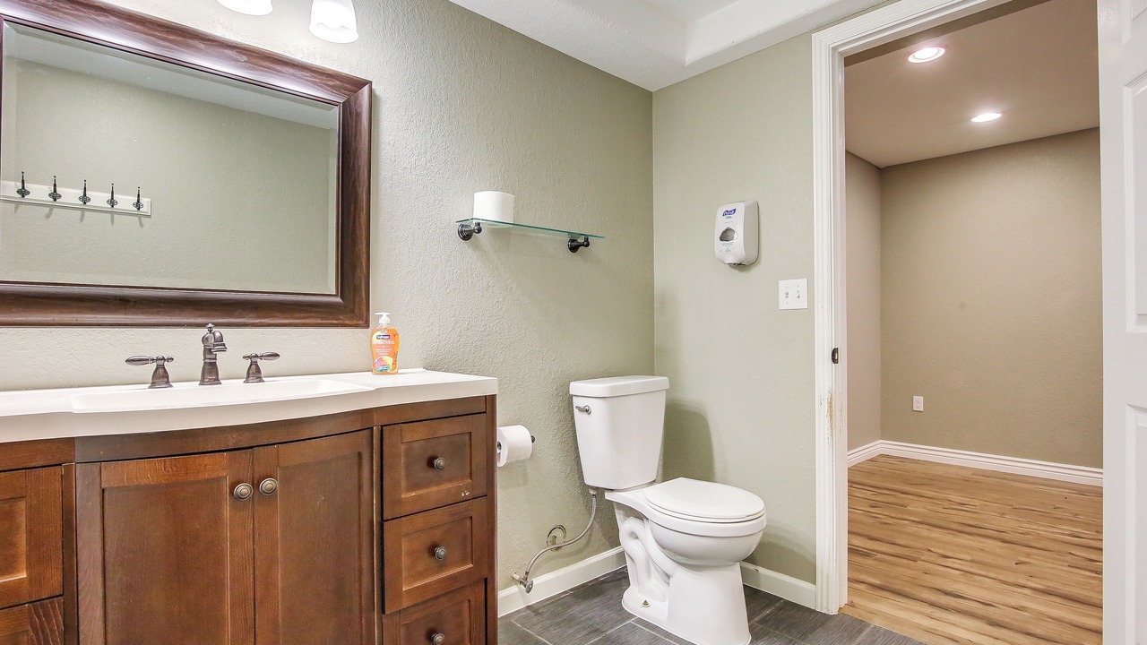 Photo of Bathroom in Commerce City