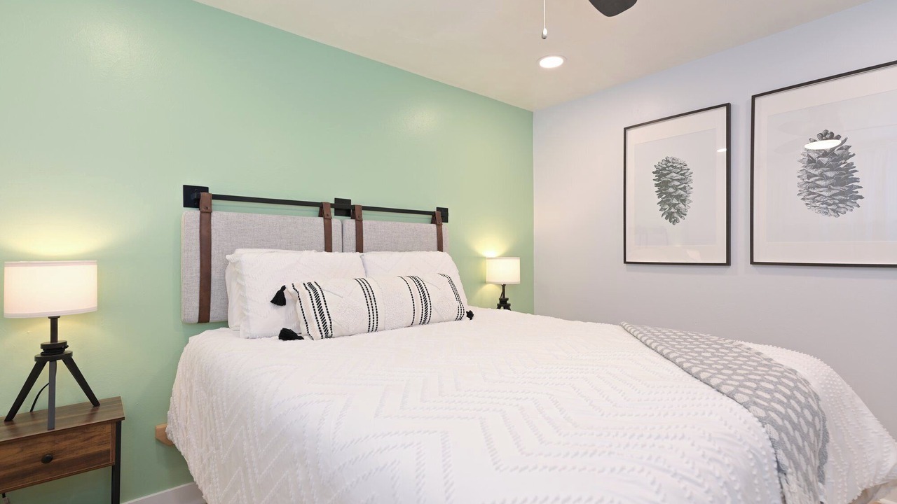 Photo of Bedroom in Delmar Parkway