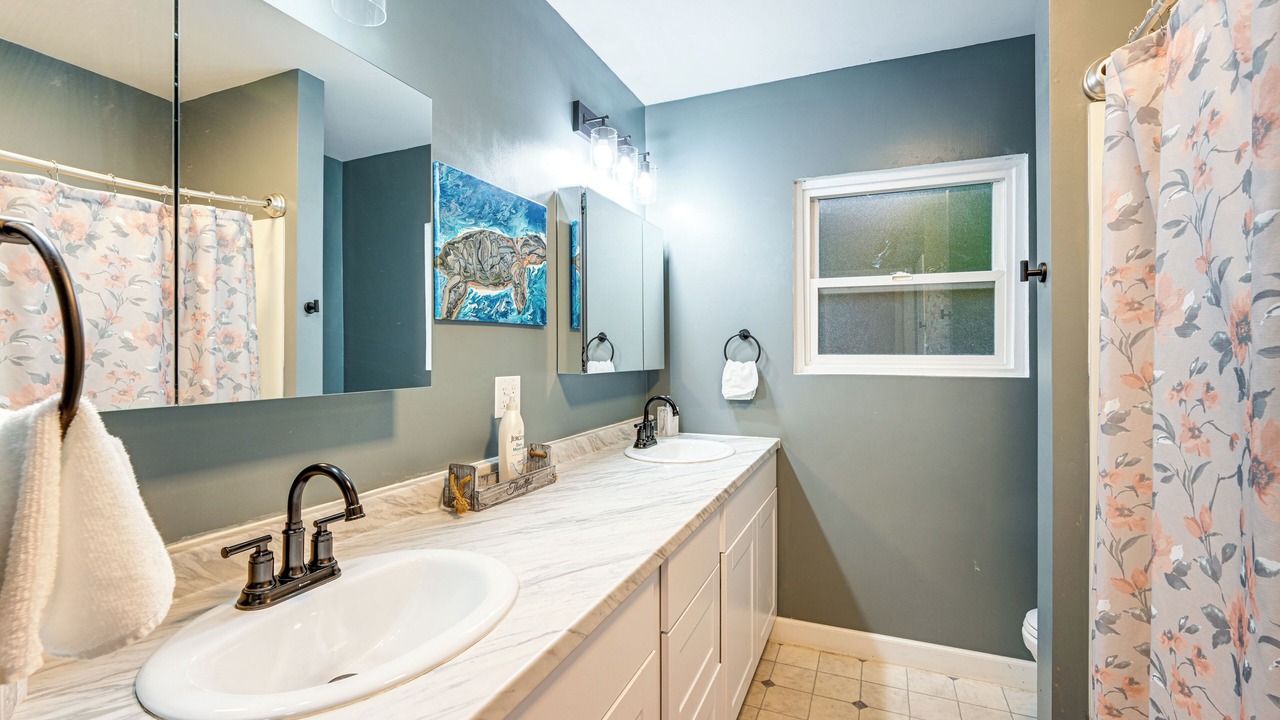 Photo of Bathroom in Yakima