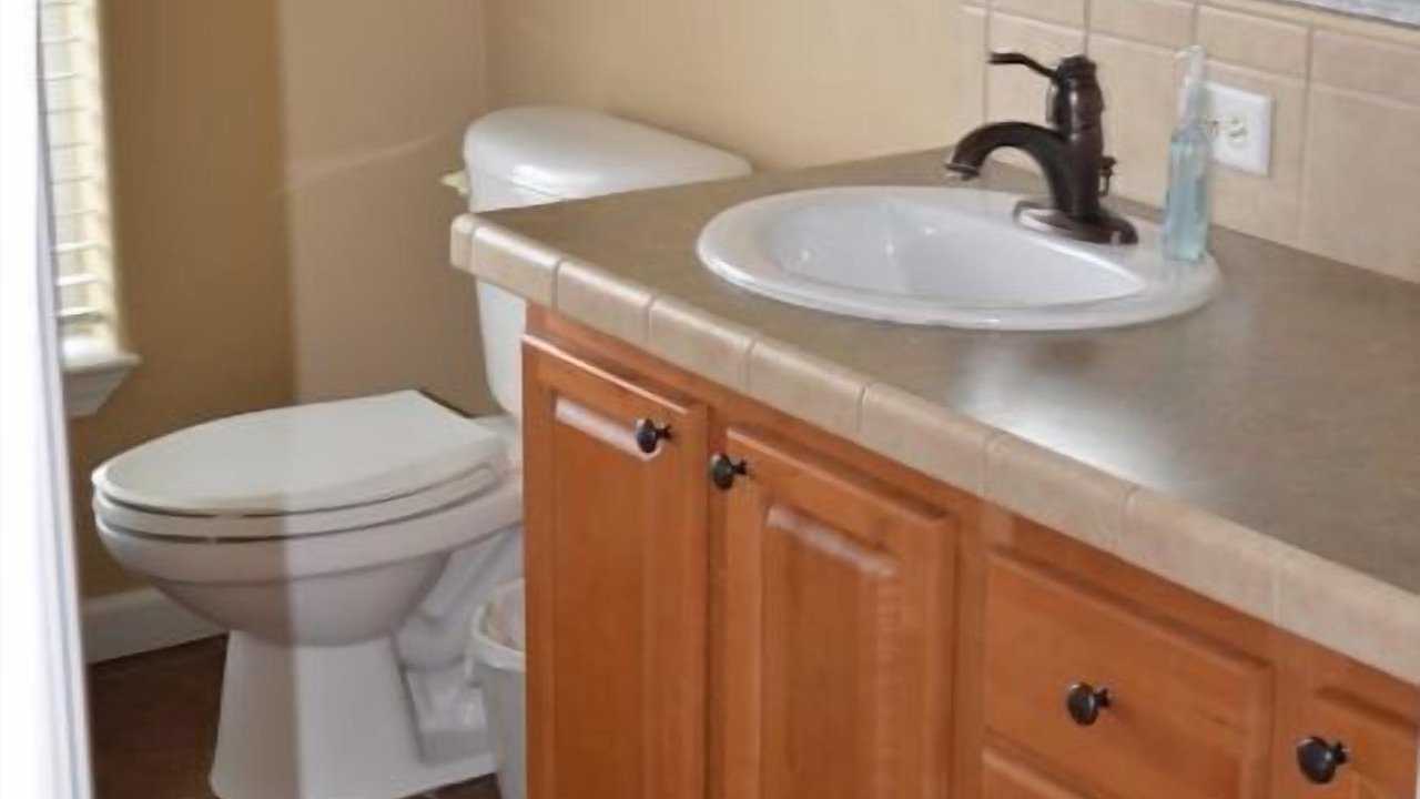Photo of Bathroom in Davenport