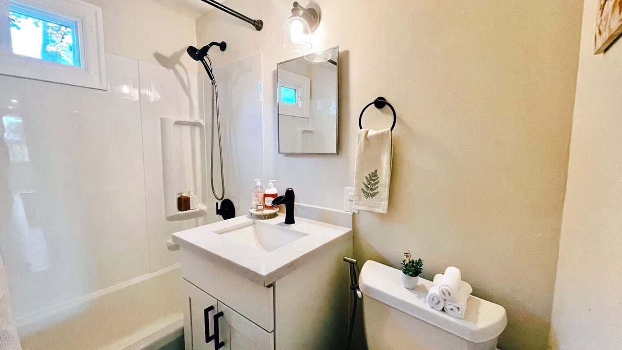 Photo of Bathroom in Bryn Mawr-Skyway