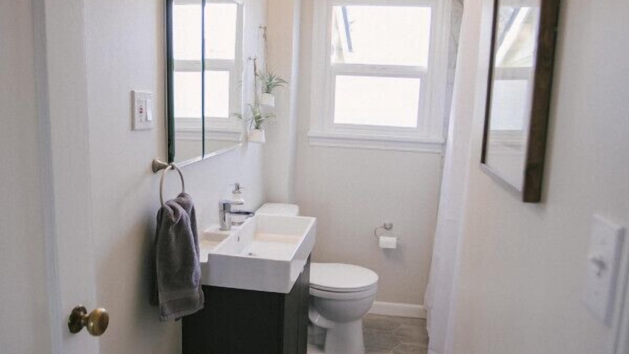 Photo of Bathroom in College Place