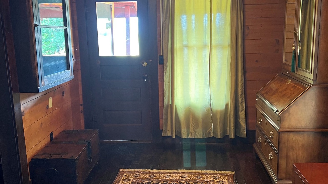 Photo of Bedroom in Halfway