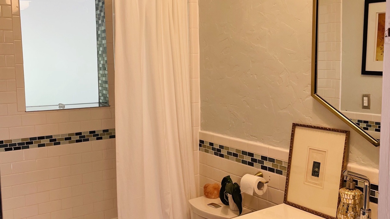 Photo of Bathroom in City Park West