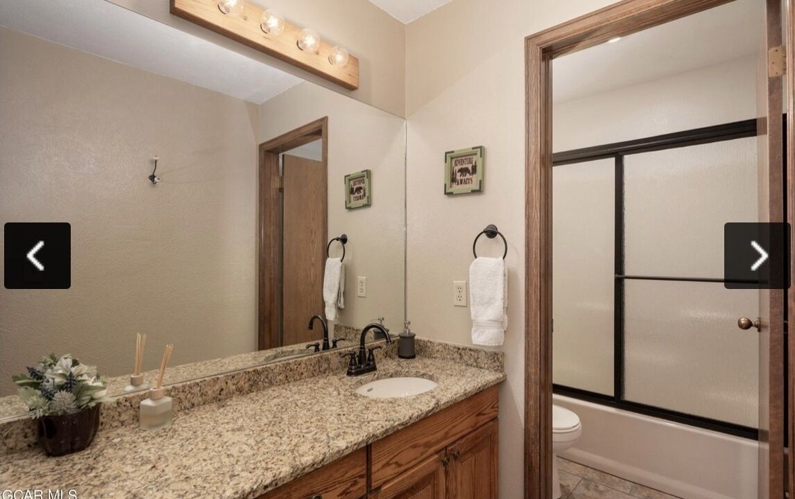 Photo of Bathroom in Silvercreek