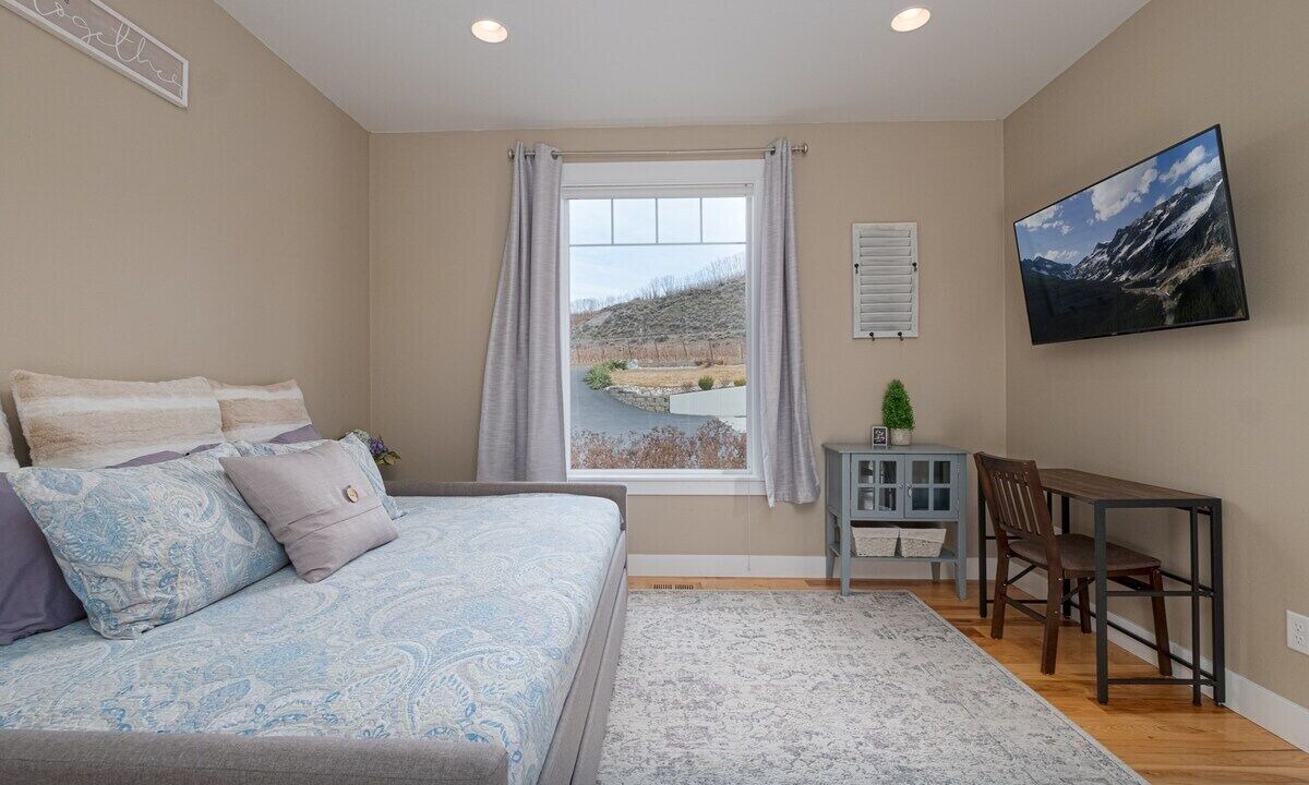 Photo of Bedroom in Orondo