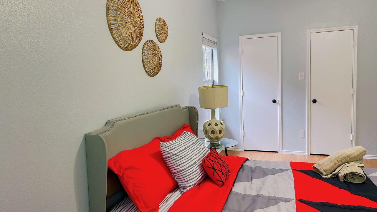 Photo of Bedroom in South Arlington