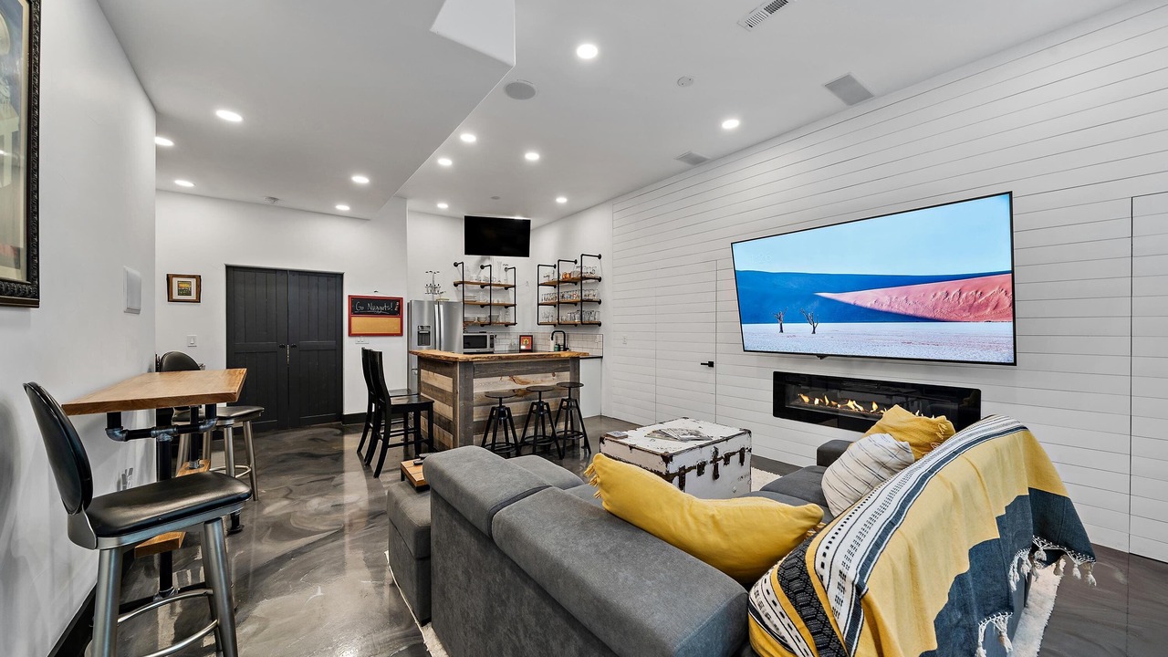 Photo of Livingroom in Stapleton
