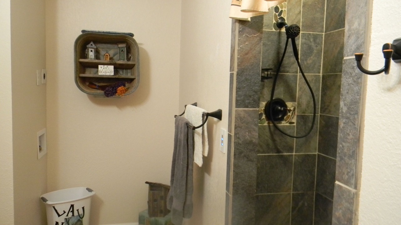 Photo of Bathroom in Pottawatomie County