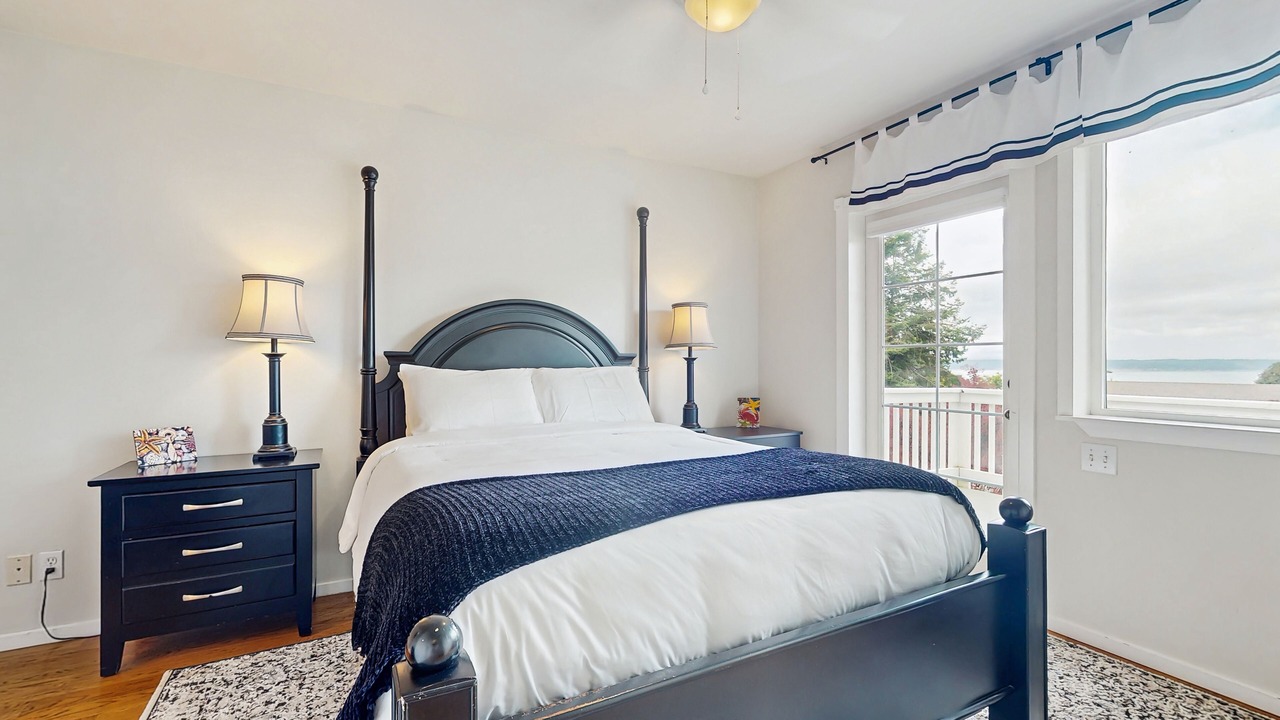 Photo of Bedroom in Camano Island