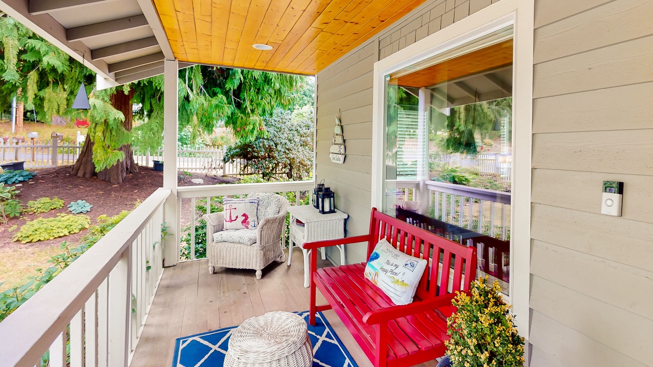 Photo of Patio Balcony in Camano Island