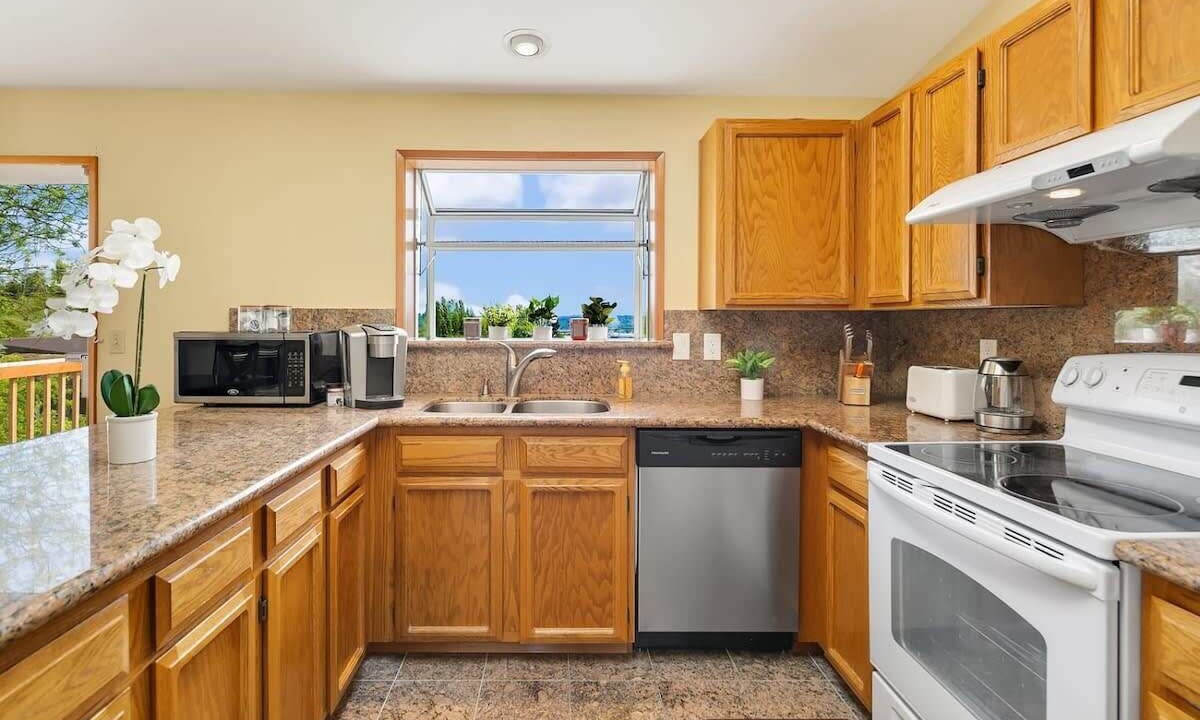 Photo of Kitchen in Mid-Beacon Hill