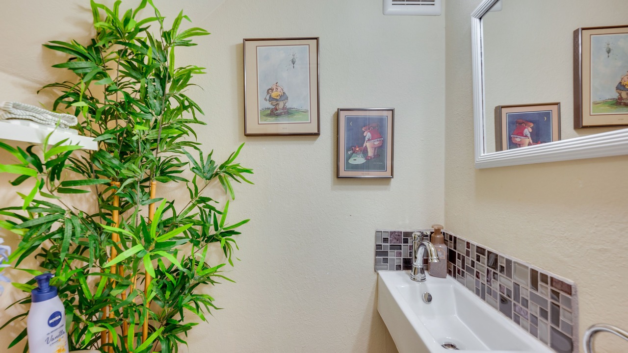 Photo of Bathroom in Lower Arapahoe