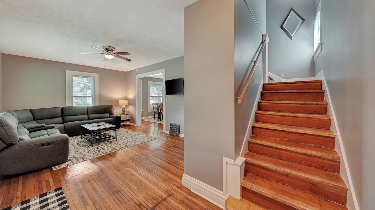 Photo of Livingroom in Near South
