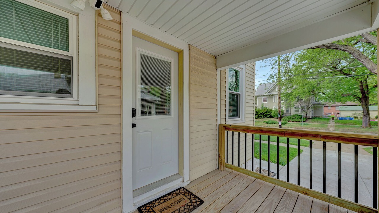 Photo of Outdoor in Near South