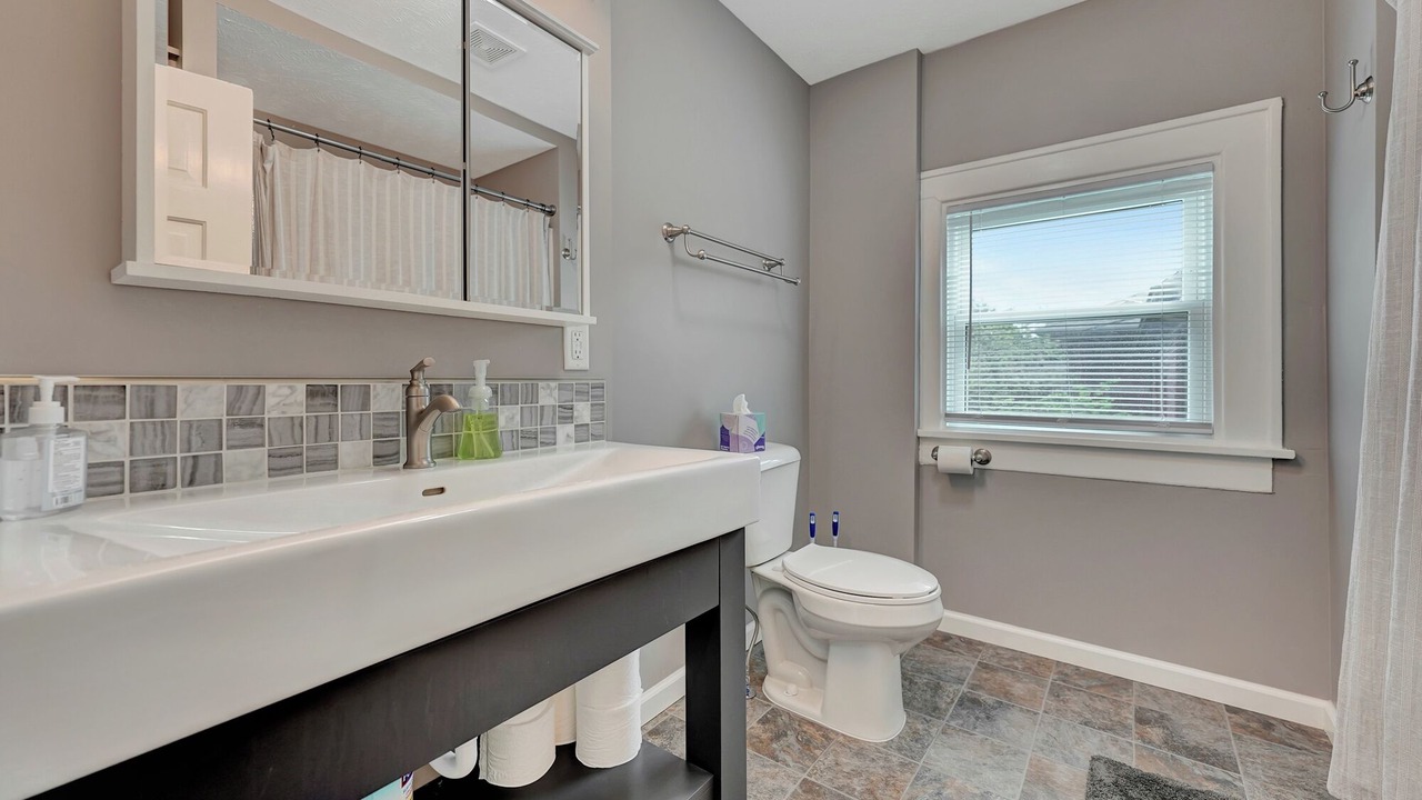 Photo of Bathroom in Near South