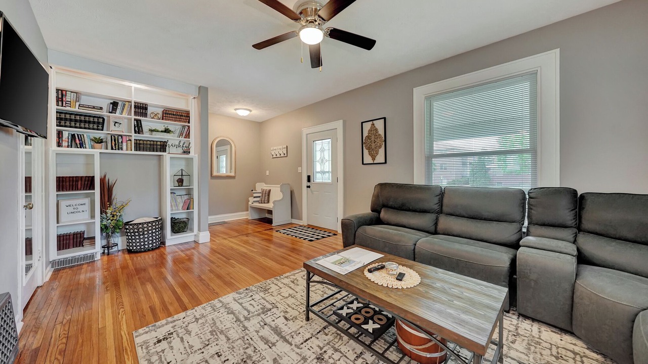 Photo of Livingroom in Near South