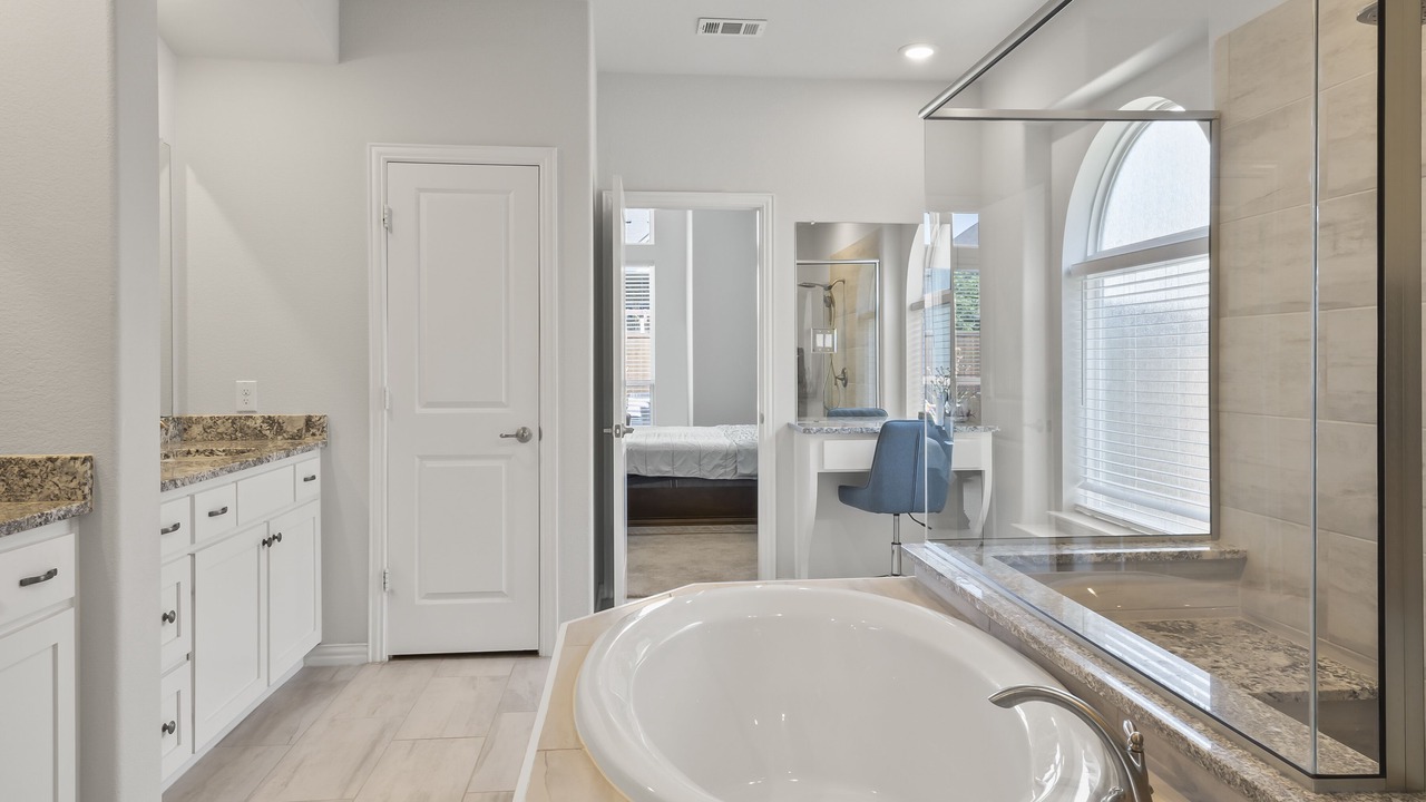 Photo of Bathroom in Argyle