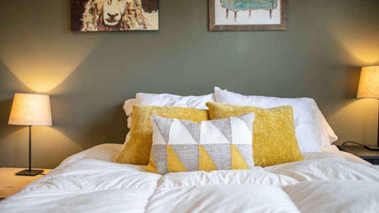 Photo of Bedroom in South Perry District