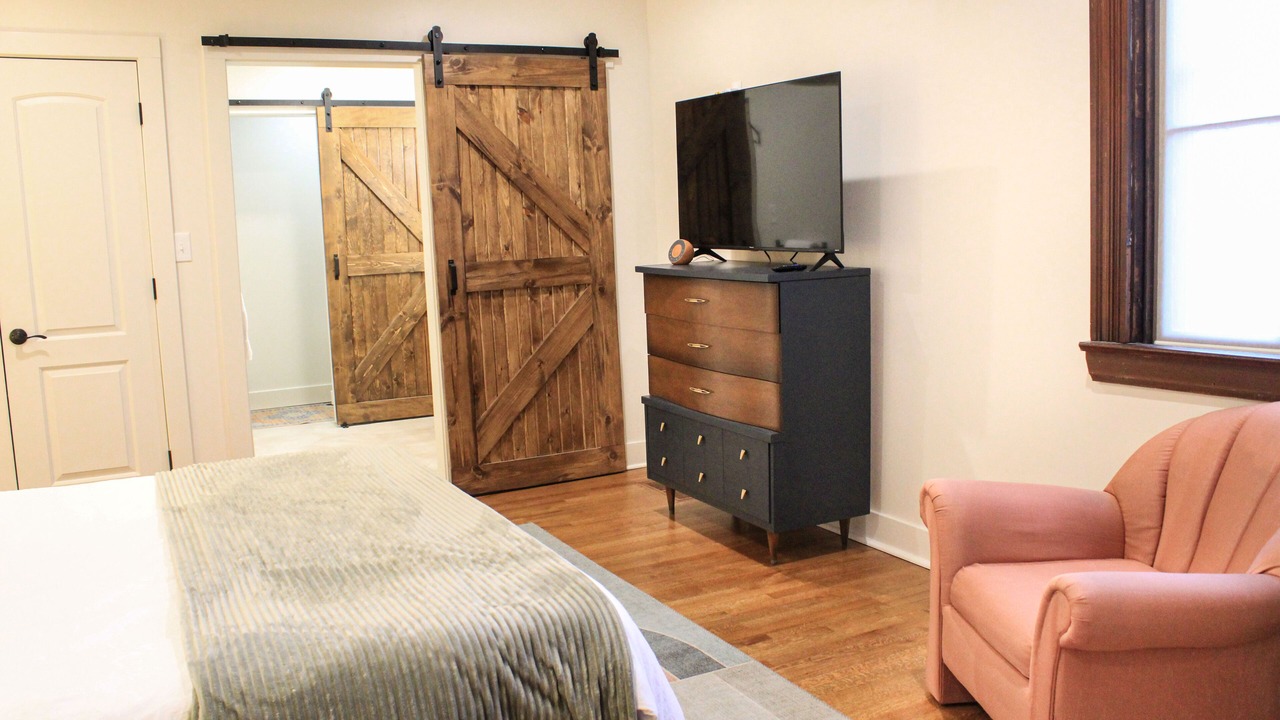 Photo of Bedroom in Tonganoxie