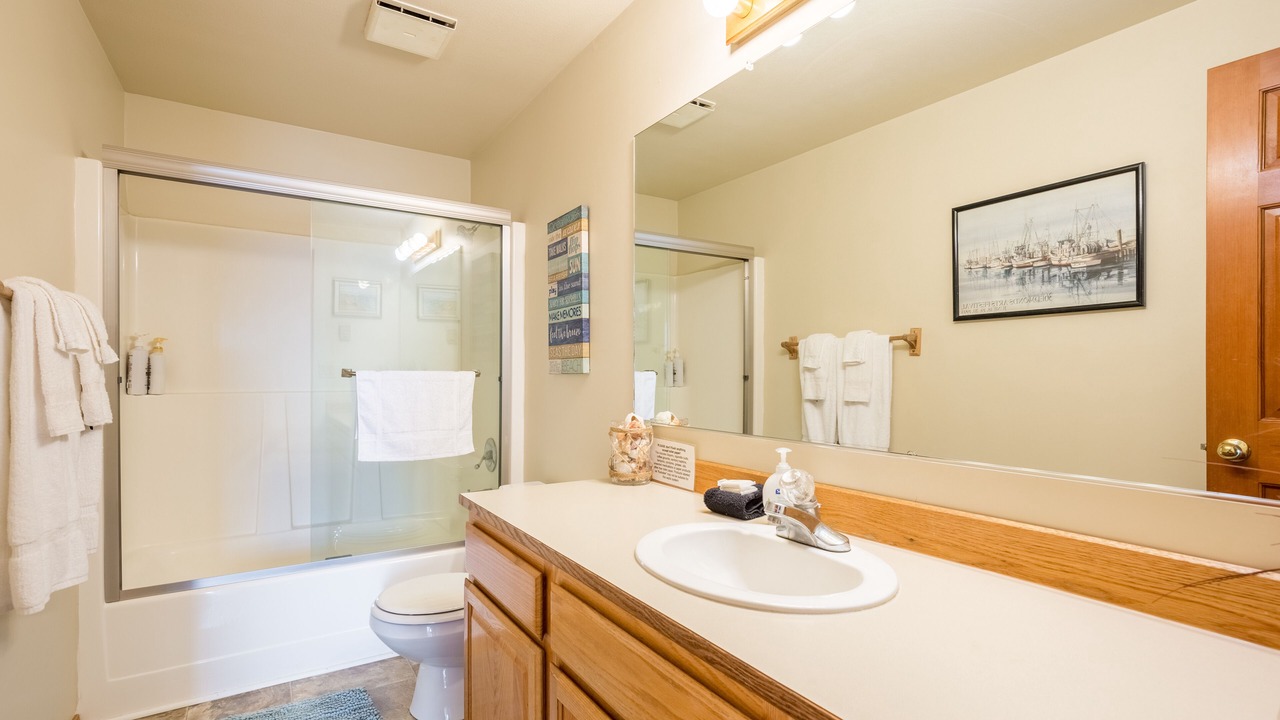 Photo of Bathroom in Coupeville