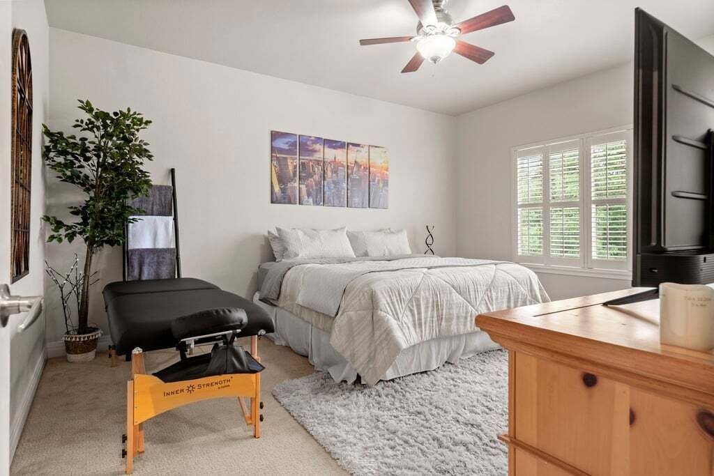 Photo of Bedroom in Lowry Field
