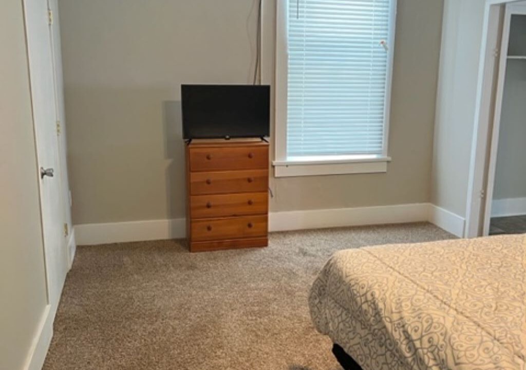 Photo of Bedroom in Centerville